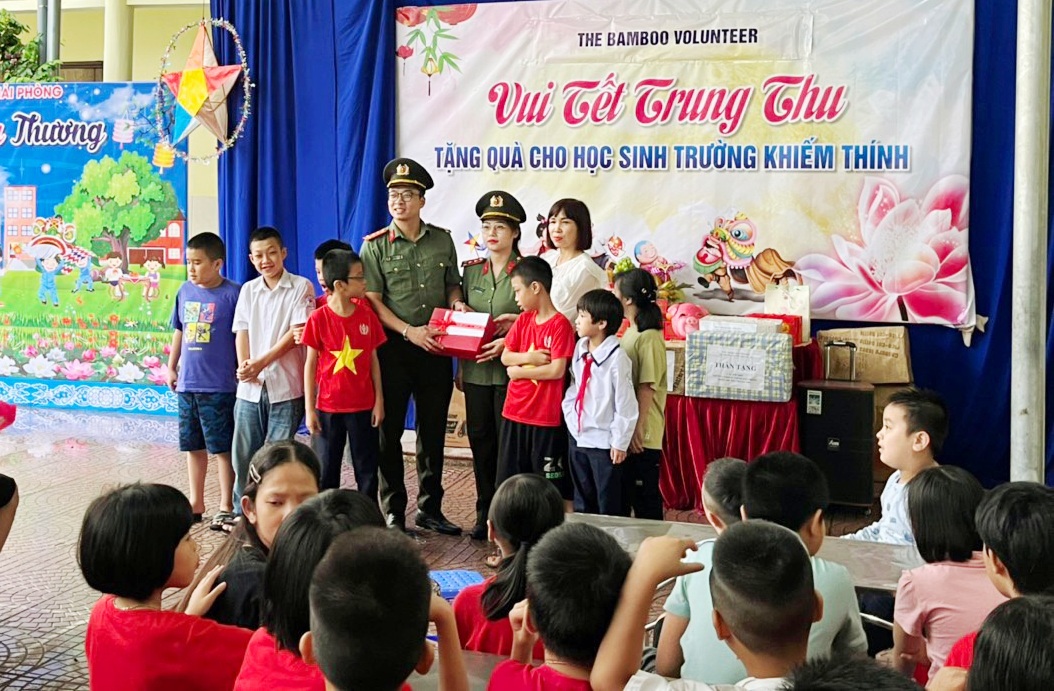 Phát huy hiệu quả 22 công trình, phần việc phục vụ Nhân dân